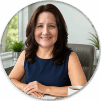 Bookkeeper Alyssa Eidson